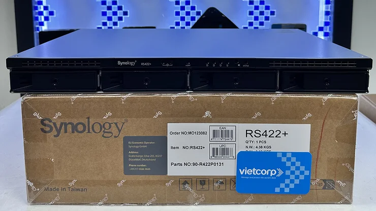 Trên tay NAS Synology RS422+