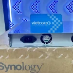 Tren_tay_nas_synology_rs822+_8.webp
